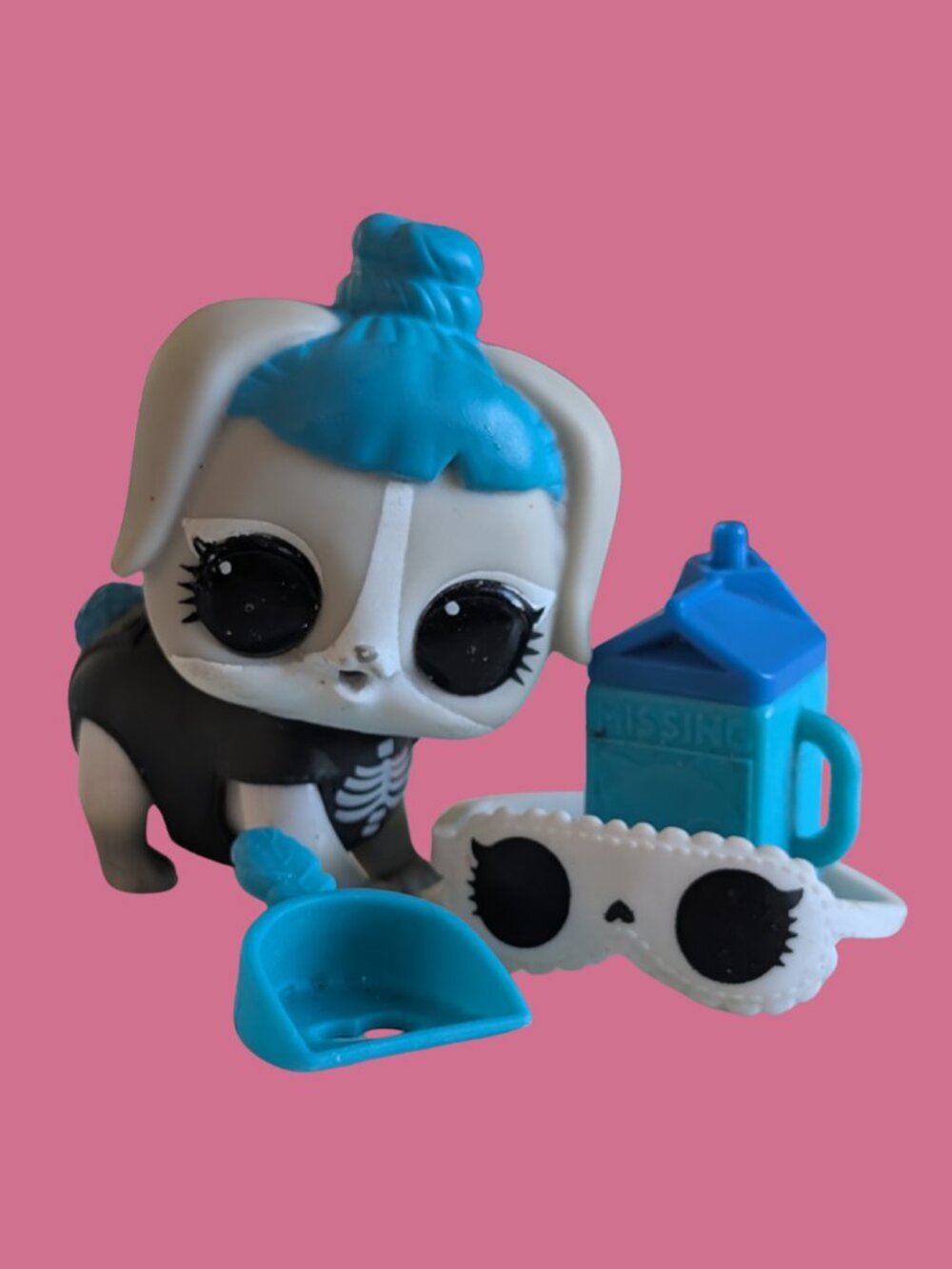 10/$25 L.O.L. Surprise! Sleepy Buns Eye Spy Pet